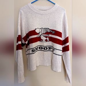 American eagle peanuts Snoopy sweatshirt